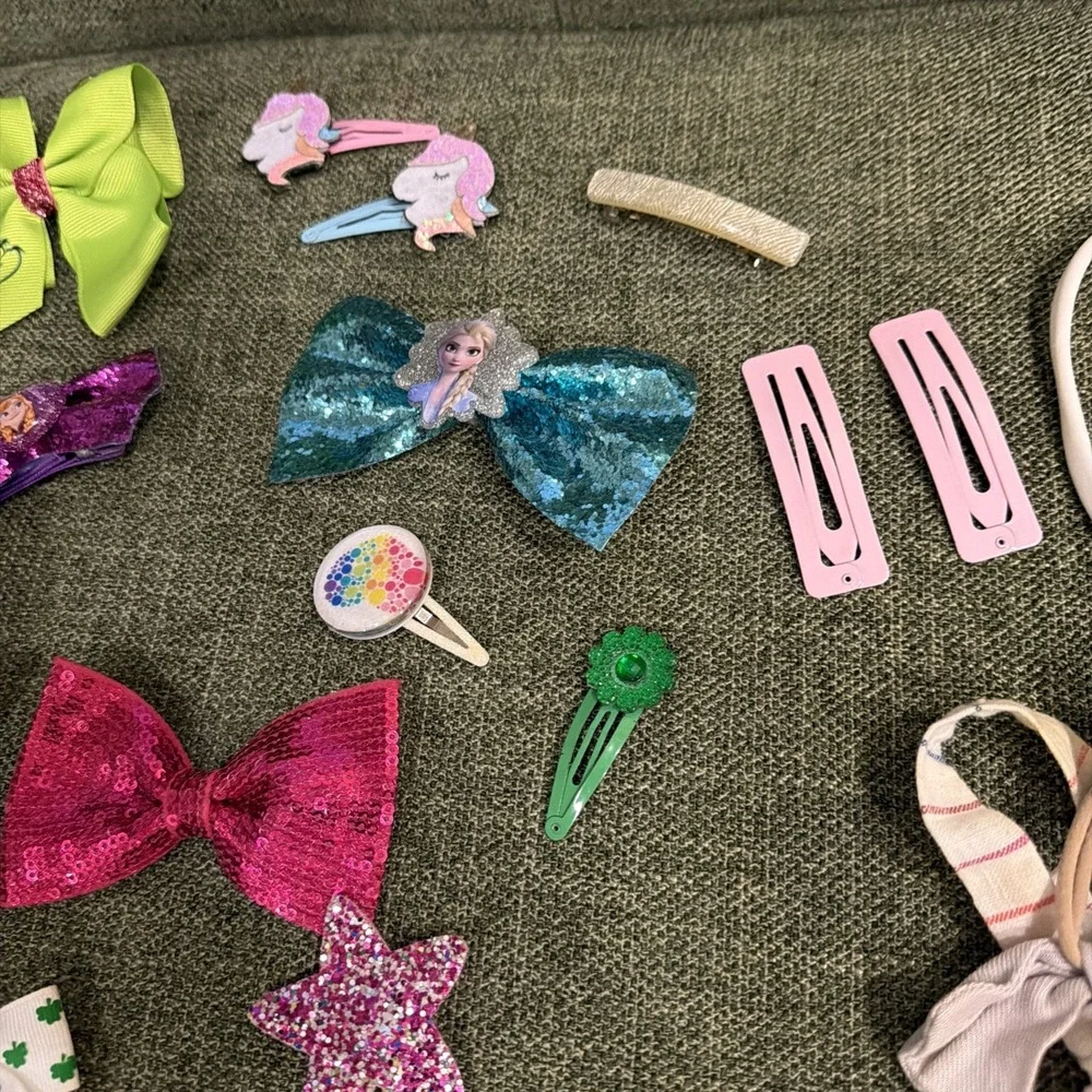 Girls Hair Bows And Barrett‎ Lot